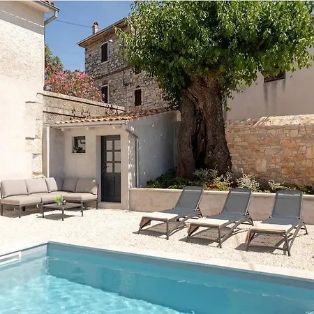 빌라 Dvori Private Pool Near Porec