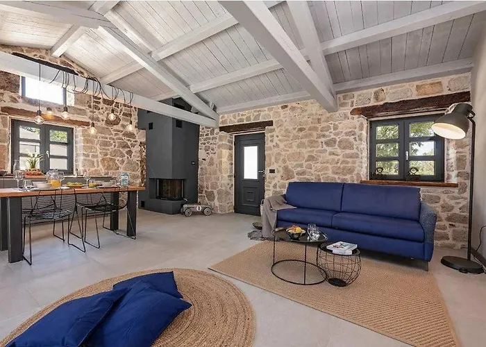 Dvori Private Pool Near Porec Villa *
